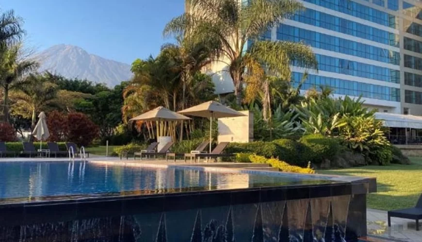 Mount Meru Hotel