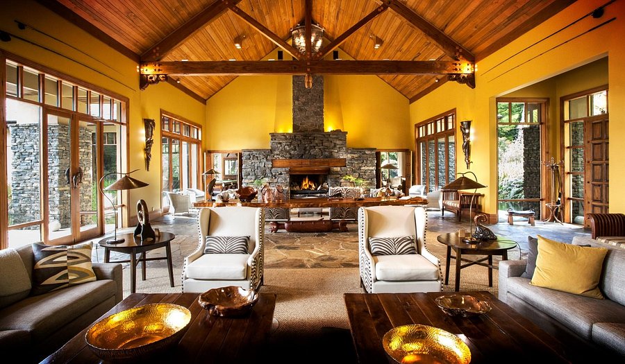 Treetop Lodge