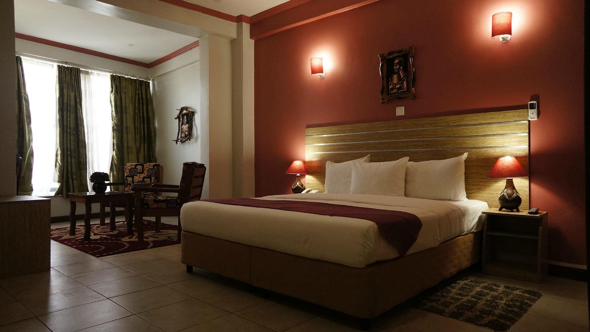Hotel Emerald