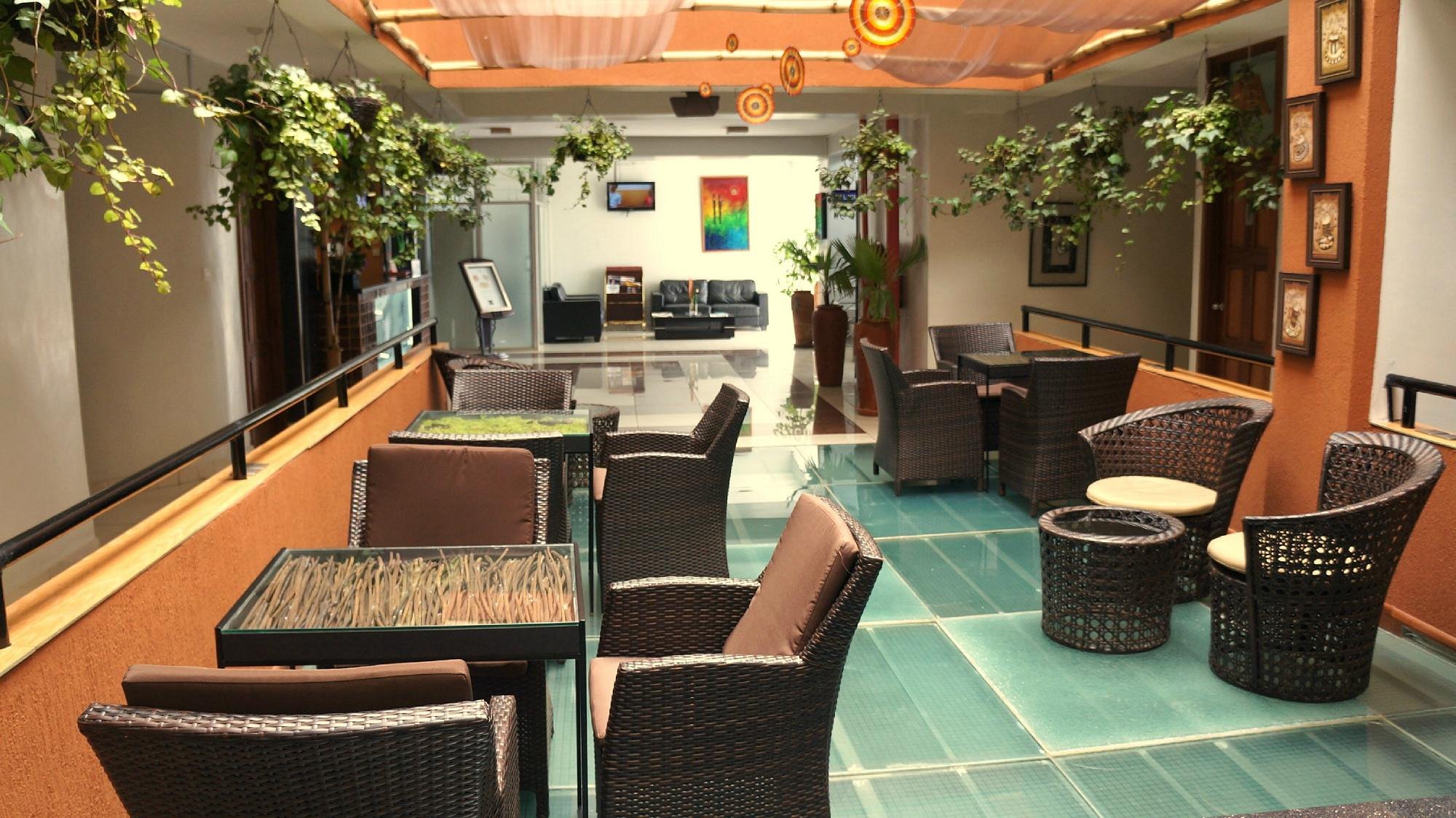 Hotel Emerald