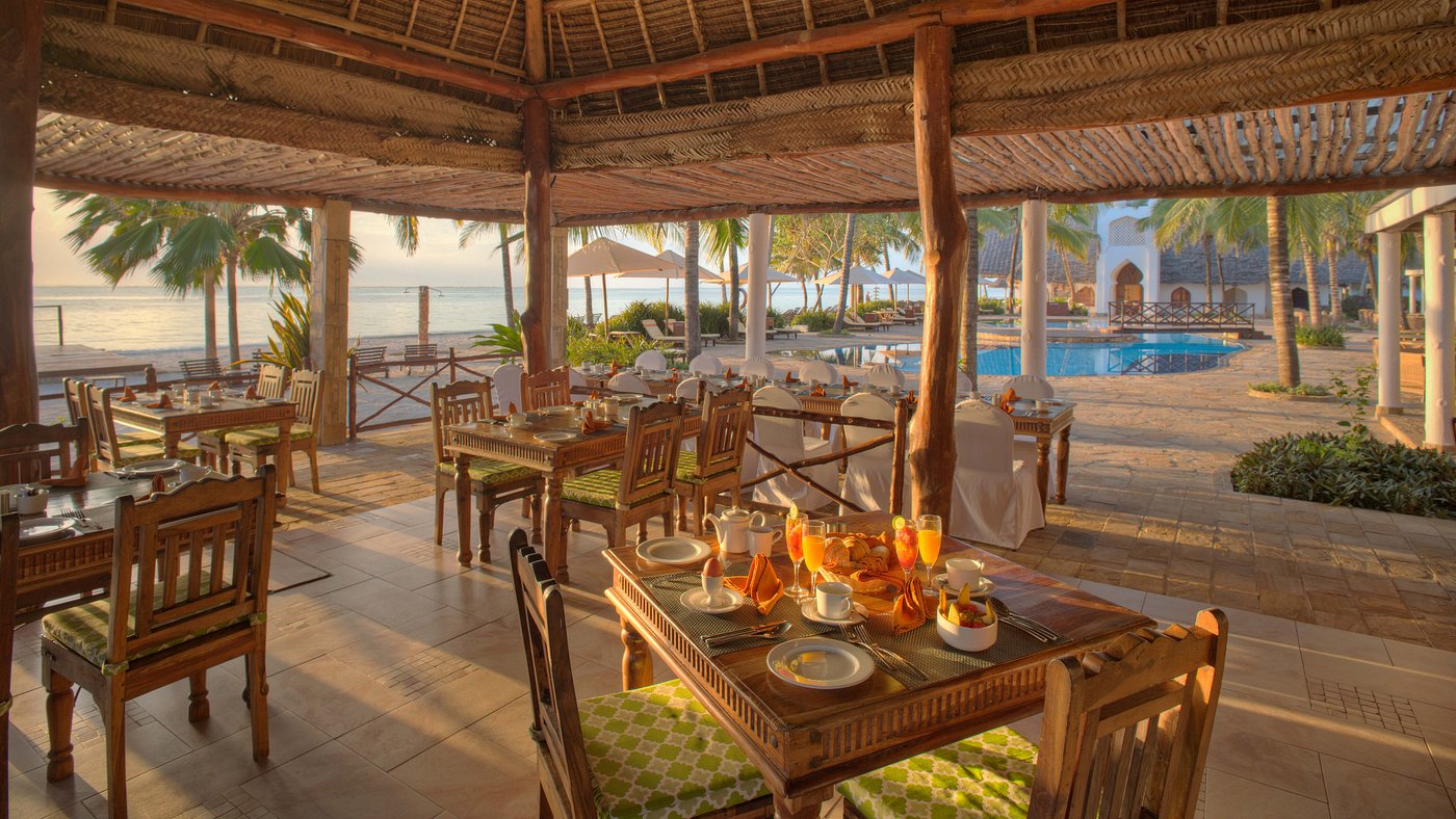 Sultan Sands Island Resort