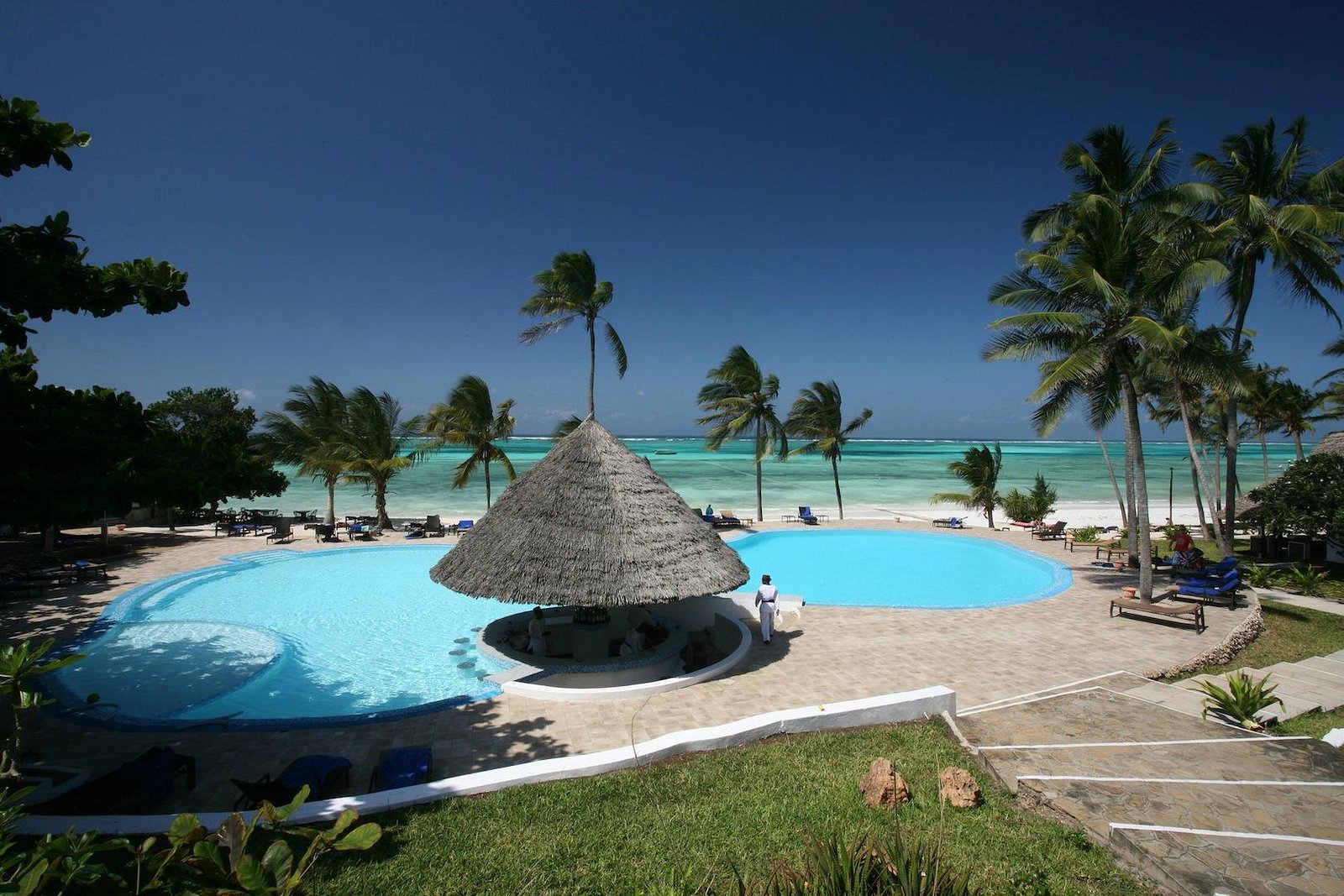 Karafuu Hotel & Beach Resort