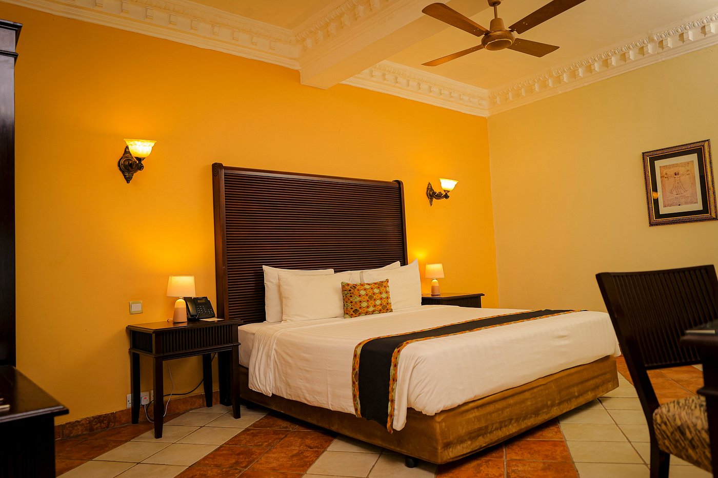 Colosseum Hotel image 3