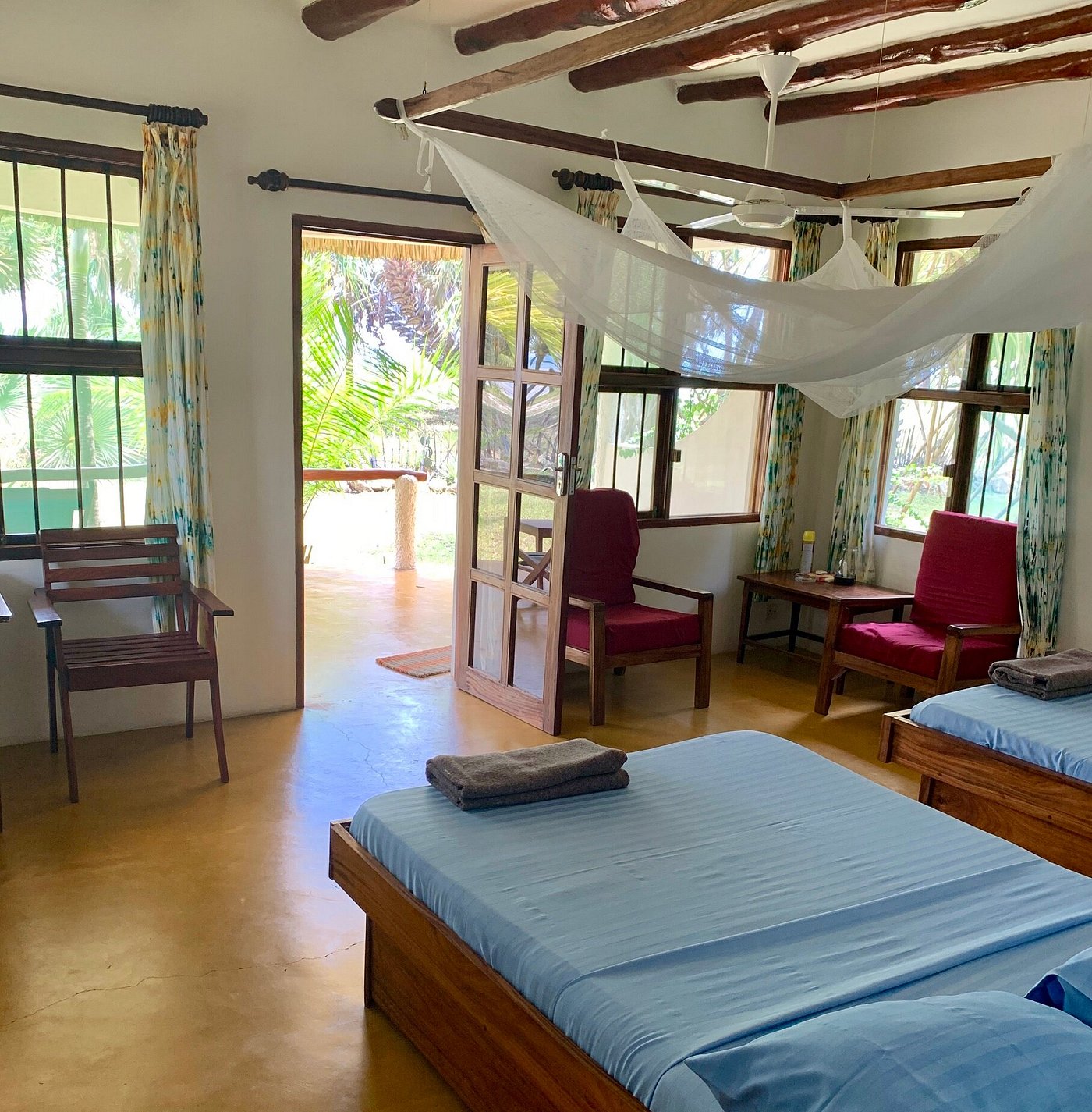 Travellers Lodge Bagamoyo image 2