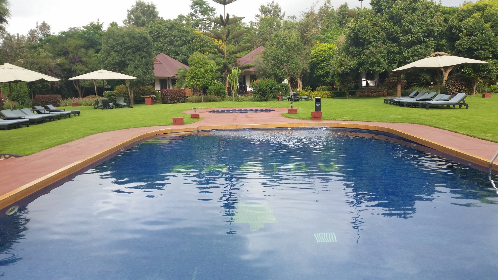 Bougainvillea Safari Lodge image 3