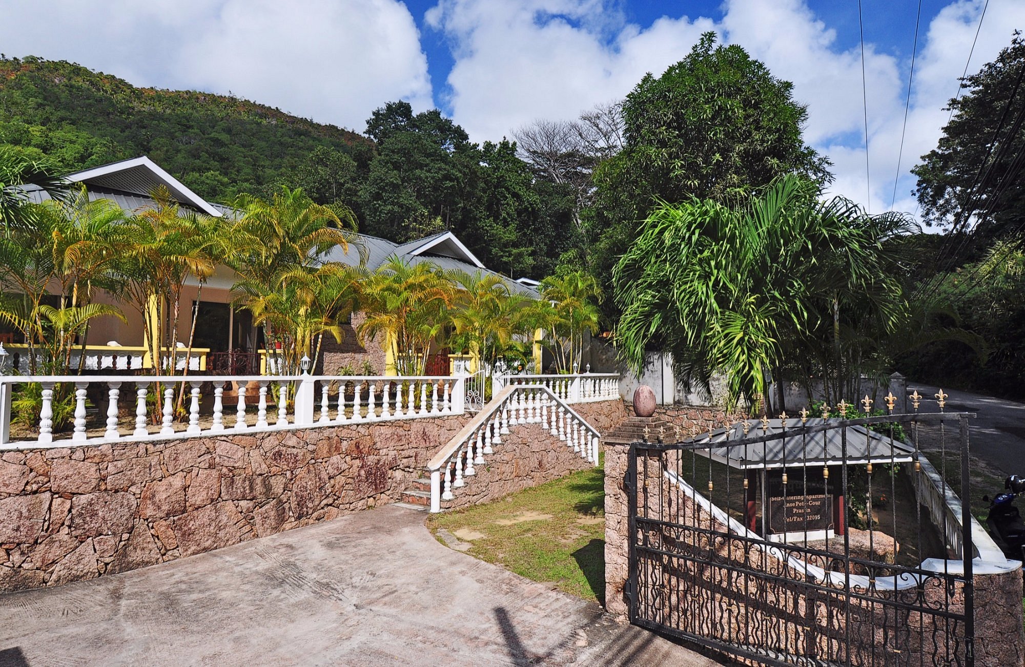 Acquario Guesthouse