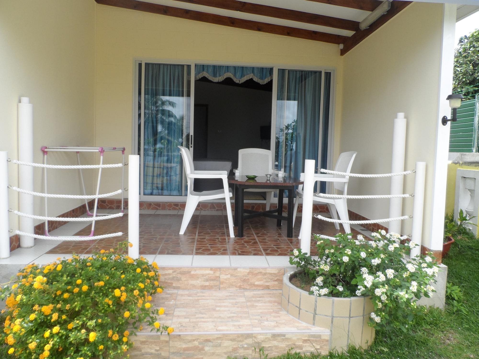 Anse Norwa Sel-Catering image 3