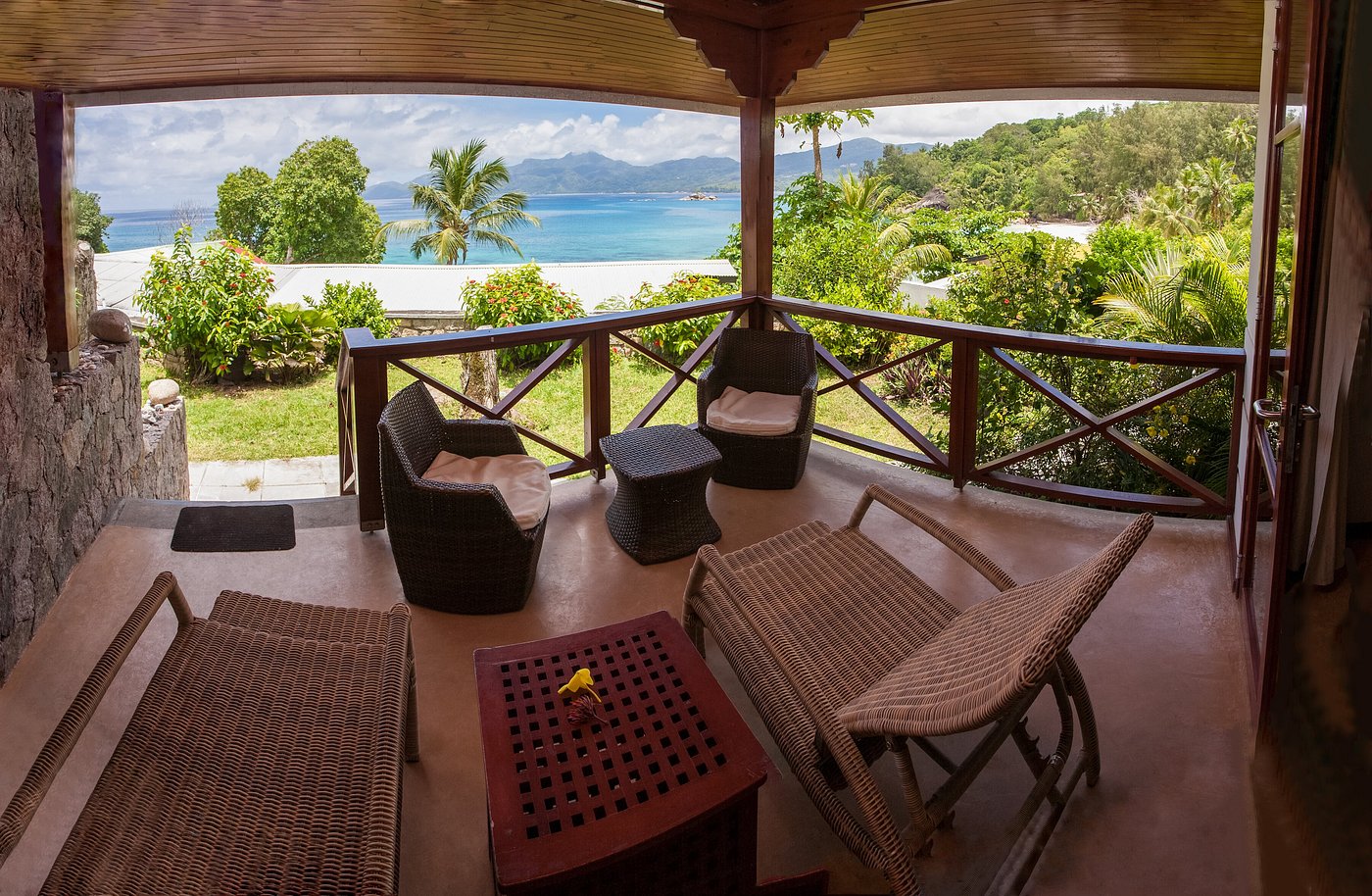 Anse Soleil Beachcomber image 1