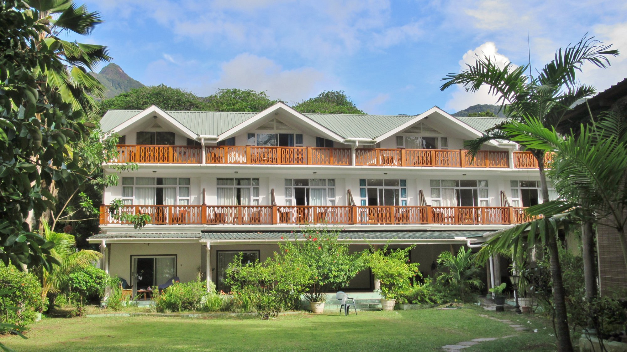 Augerine Small Hotel