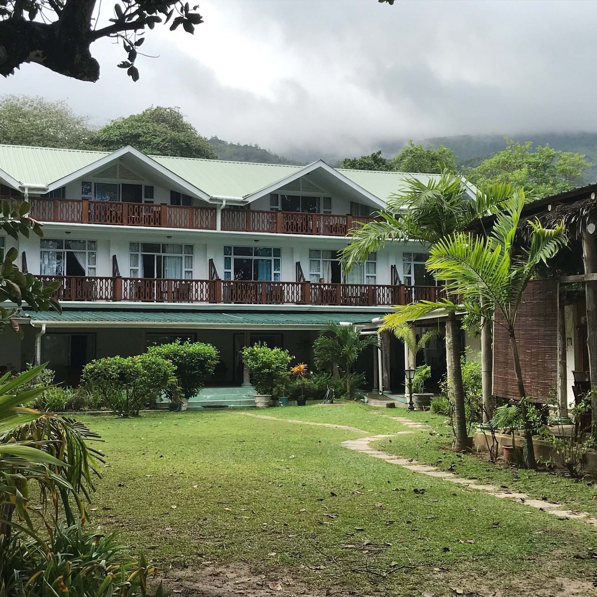 Augerine Small Hotel image 1