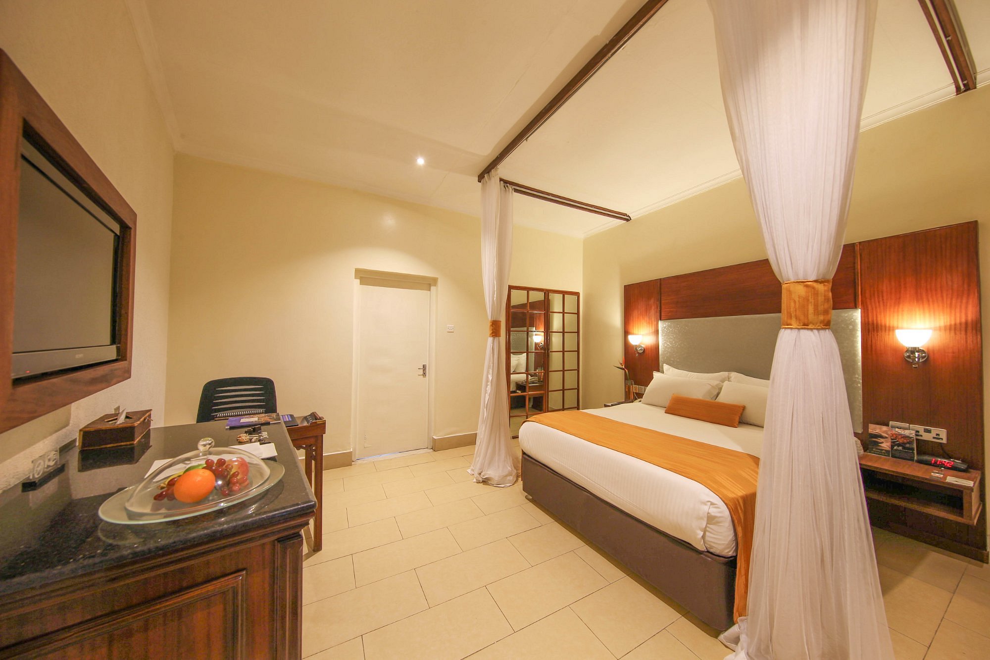 Muthu Lake Naivasha Country Club image 1