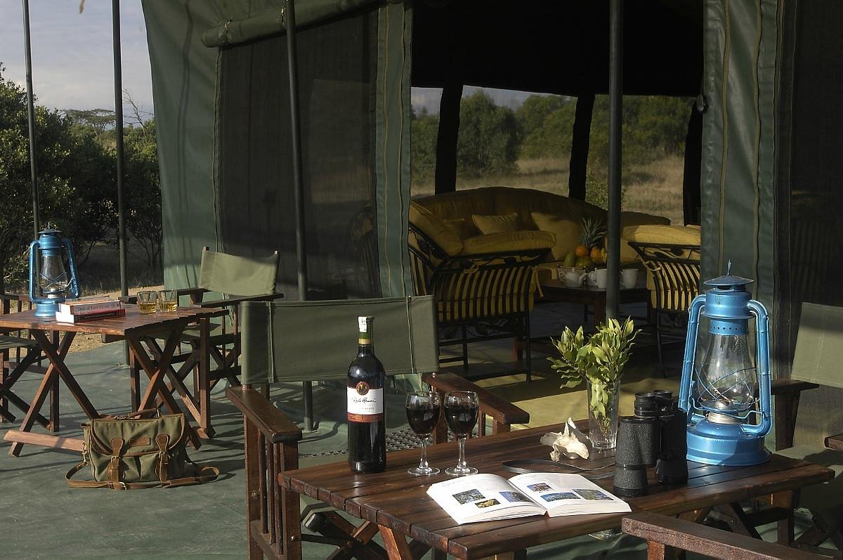 Porini Rhino Camp image 2