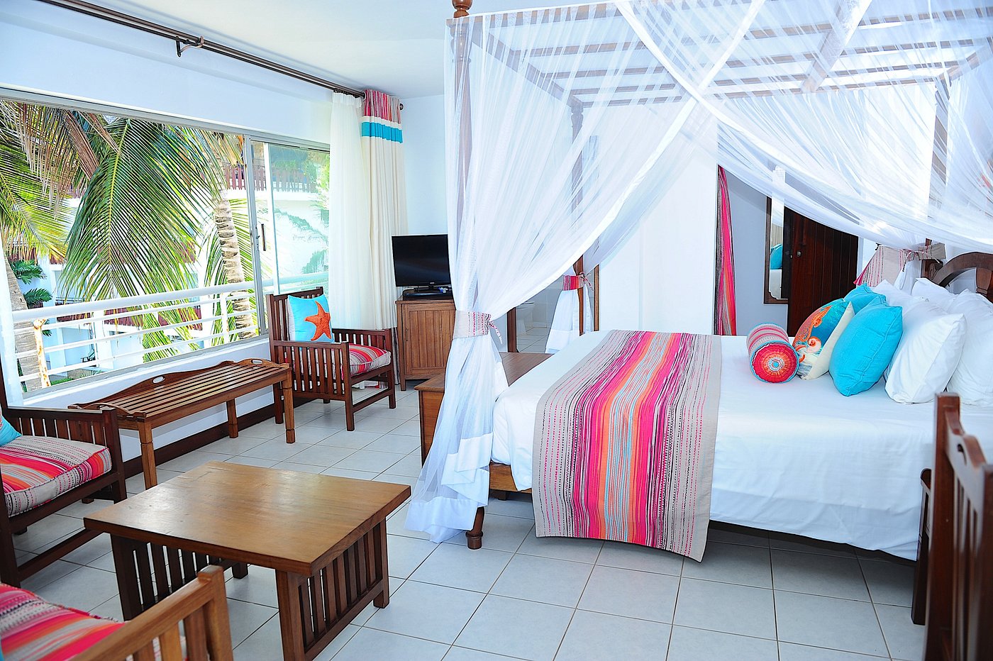 Voyager Beach Resort image 1