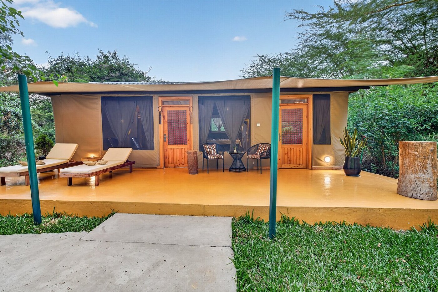 PrideInn Mara Camp image 2