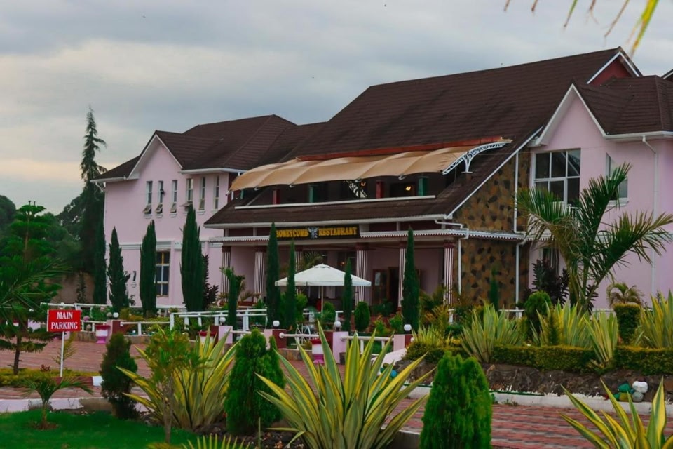 Kinyuki Country Hotel