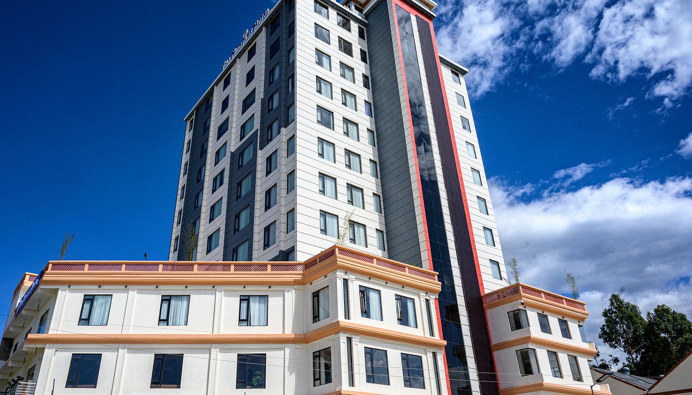 Tha Nickolee Hotel