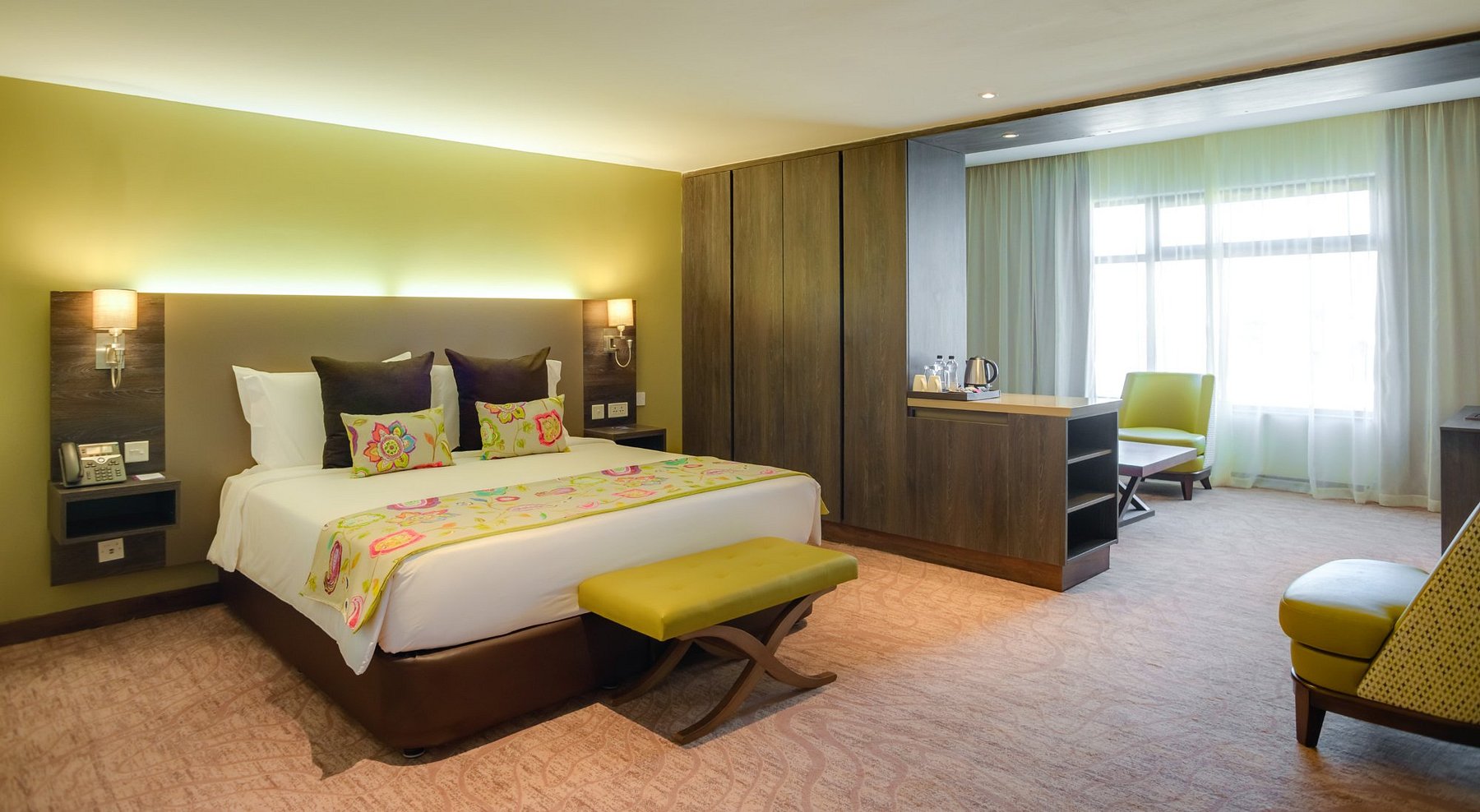 Tamarind Tree Hotel image 1