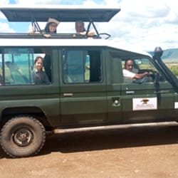 4x4 safari vehicle