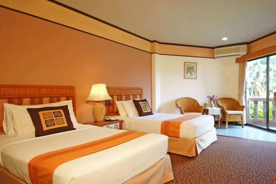 Botanical Beach Hotel and Convention Center