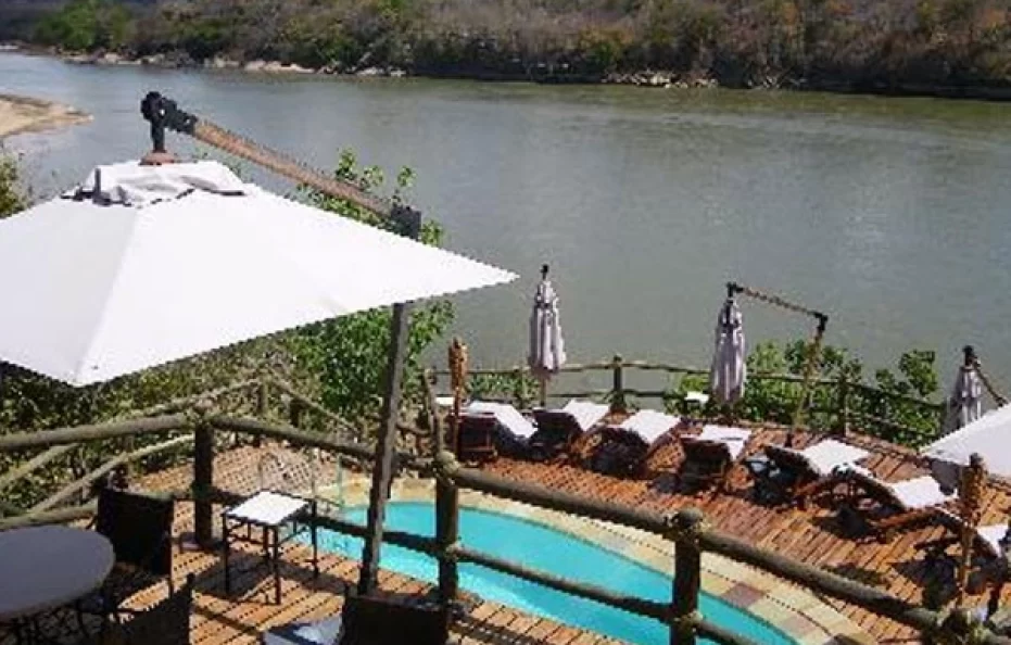 Mivumo River Lodge