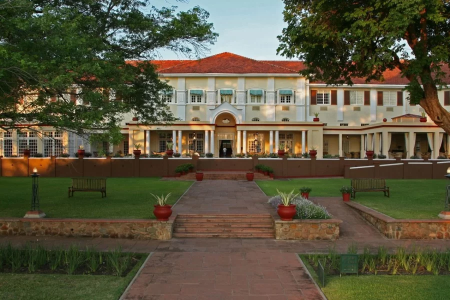 Victoria Falls Hotel